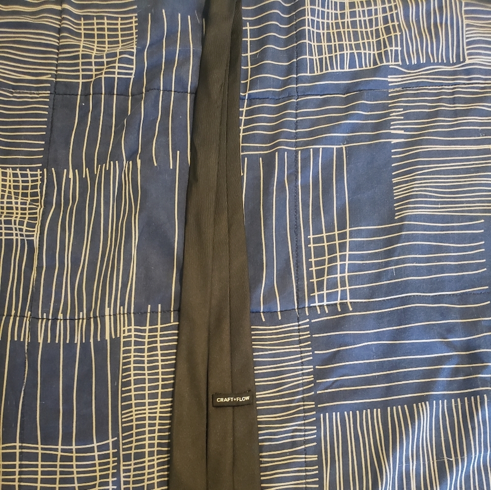 Vest - Picture 8 of 8
